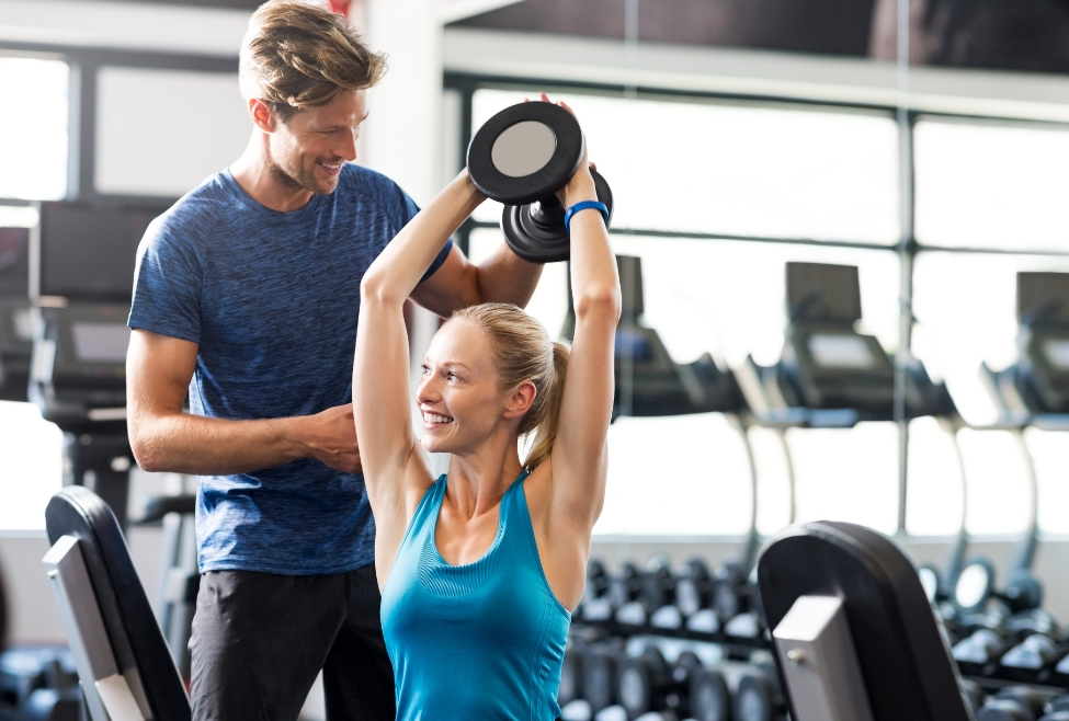 Why Beginners Should Start With a Personal Trainer